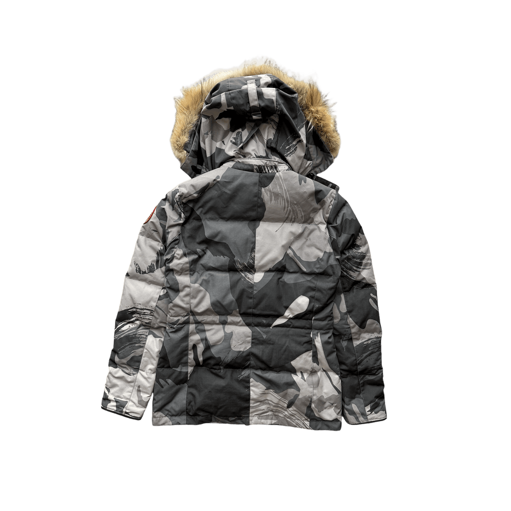 Canada Goose Grey Camo Chelsea Women's Jacket - Morely TrendsCanada Goose Type here:)
