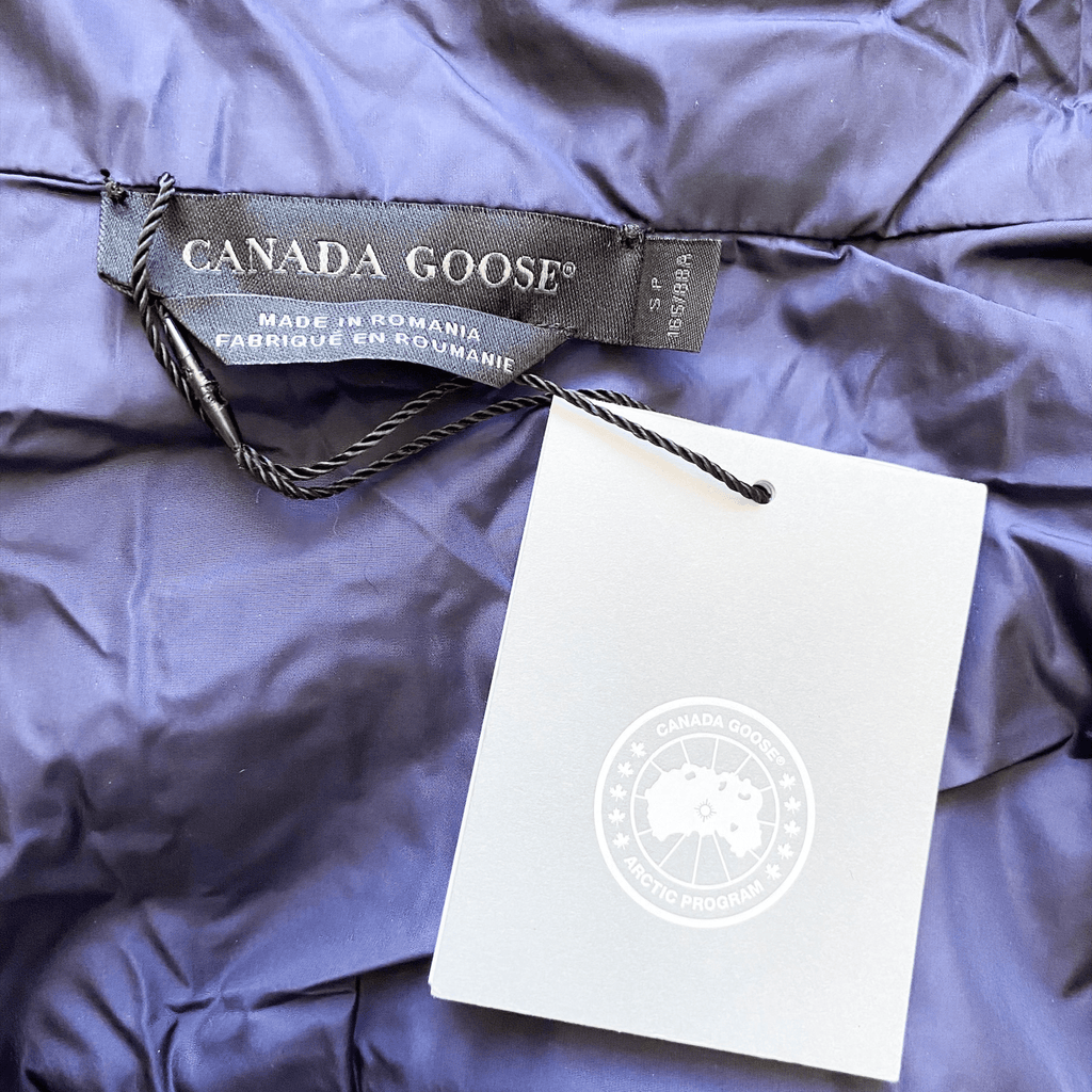 Canada Goose Navy Hybridge Knit Women's Jacket - Morely TrendsCanada Goose Type here:)