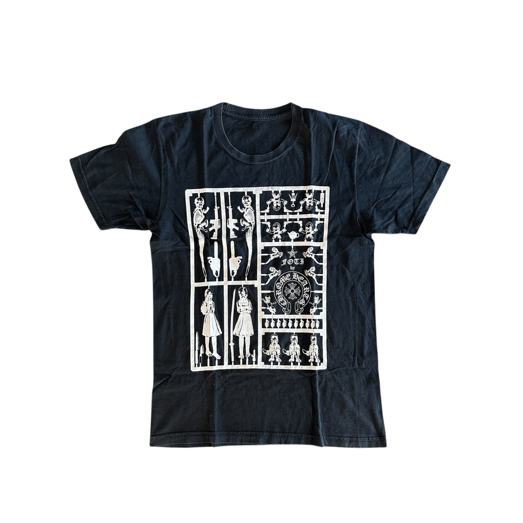 Chrome Hearts Black & White Foti Skulls Graphic T-Shirt - Morely TrendsChrome Hearts Type here:)