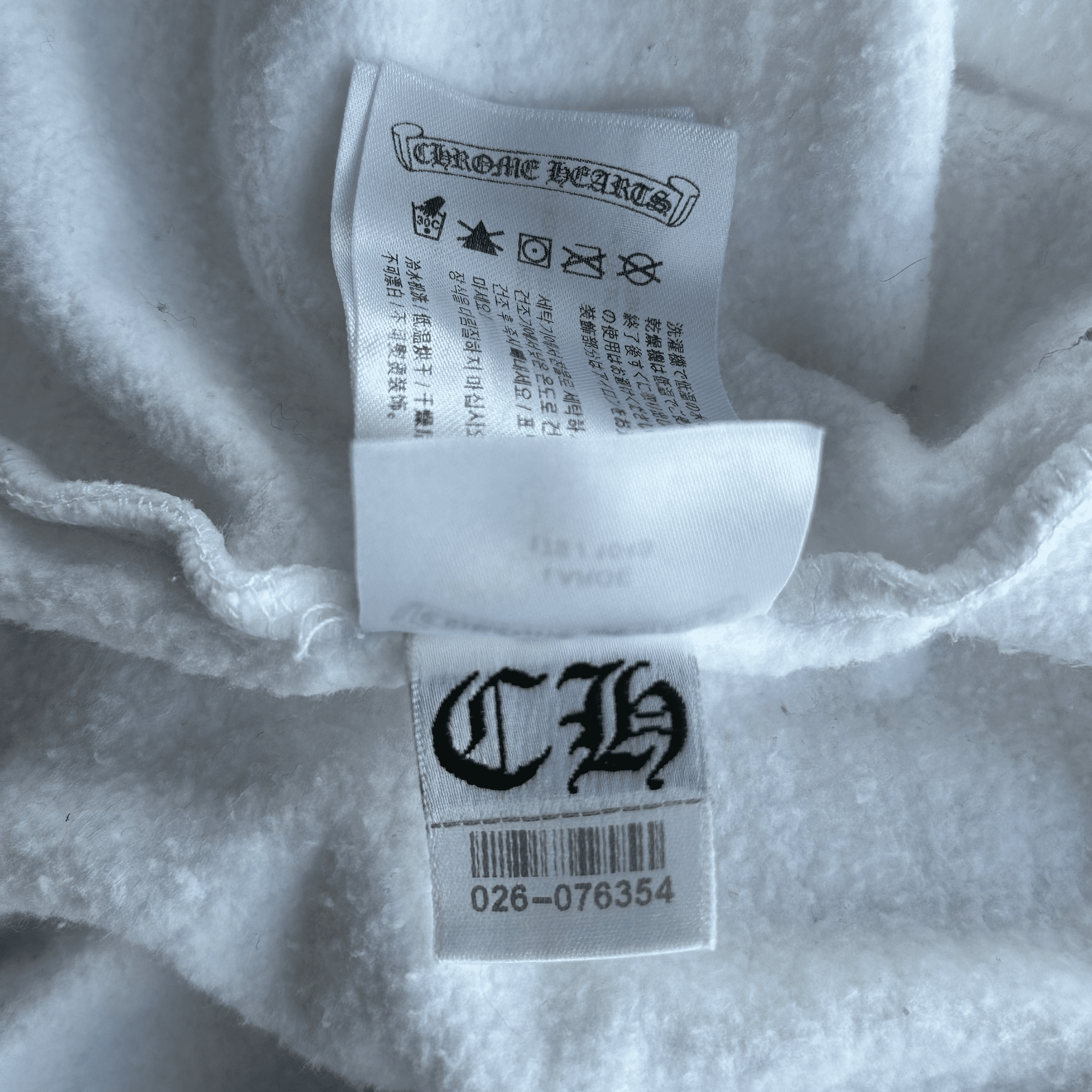 Chrome Hearts White Glow In The Dark Horseshoe Logo Hoodie - Morely TrendsChrome Hearts Type here:)