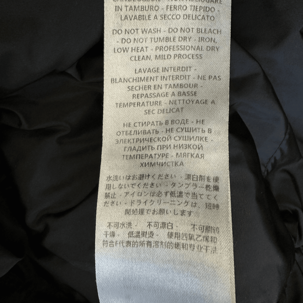 Gucci Black GG Monogram Puffer Jacket - Morely TrendsGucci Type here:)