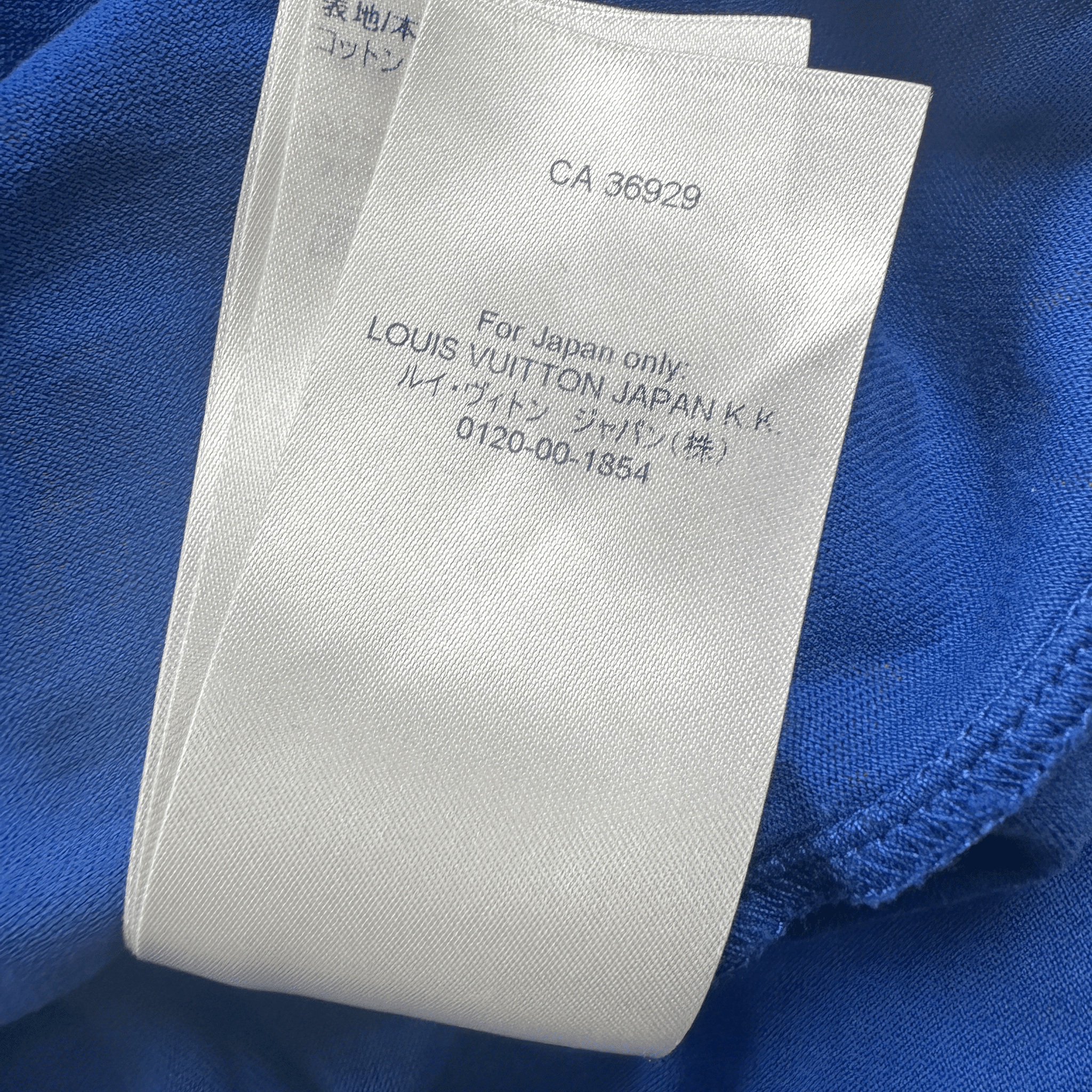 Louis Vuitton Blue & Red Monogram Gradient T-Shirt - Morely TrendsLouis Vuitton Type here:)